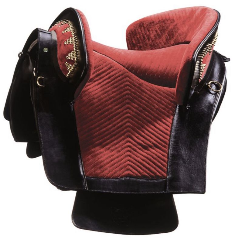 Cortesia Portuguese Saddle